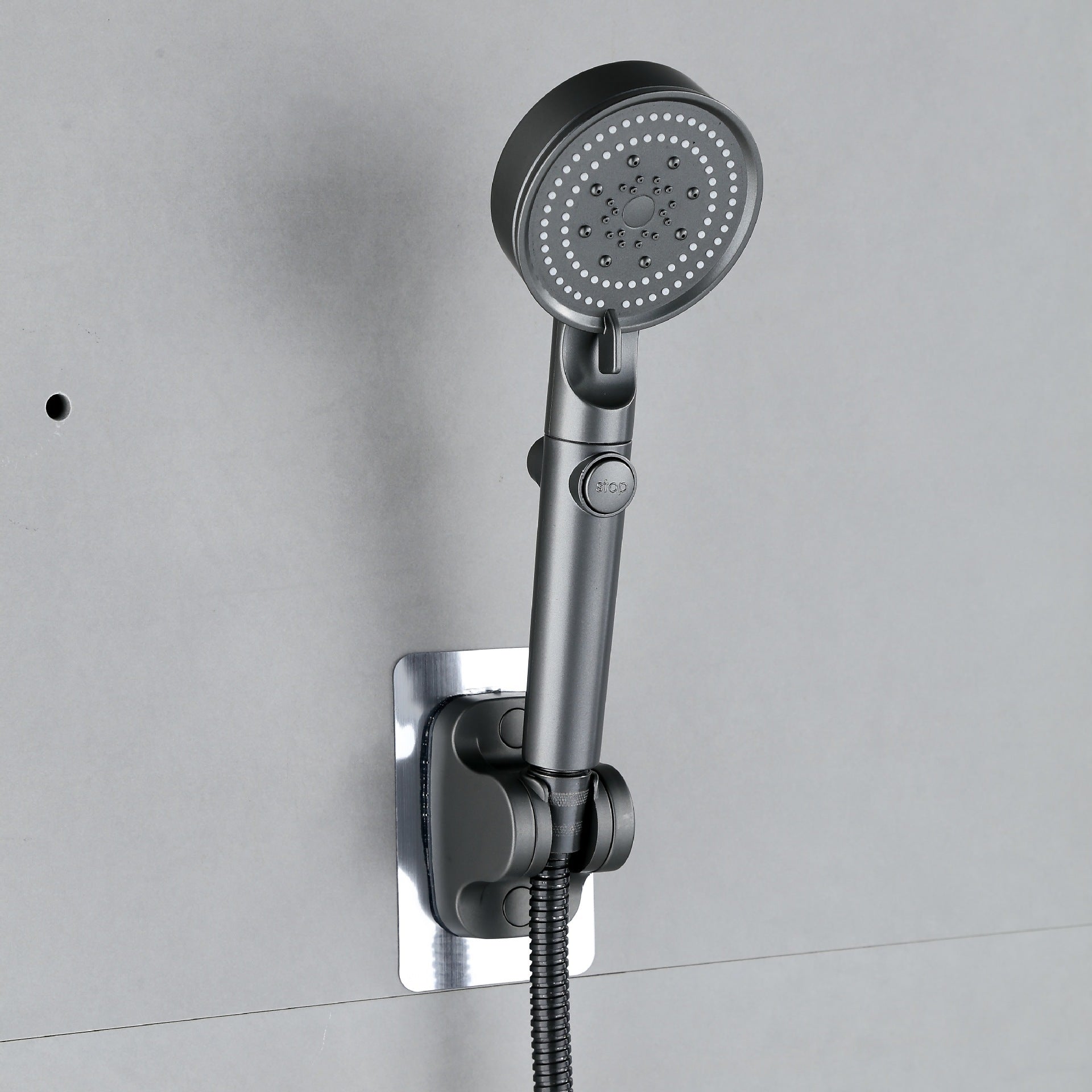 Pressure-enhanced shower head